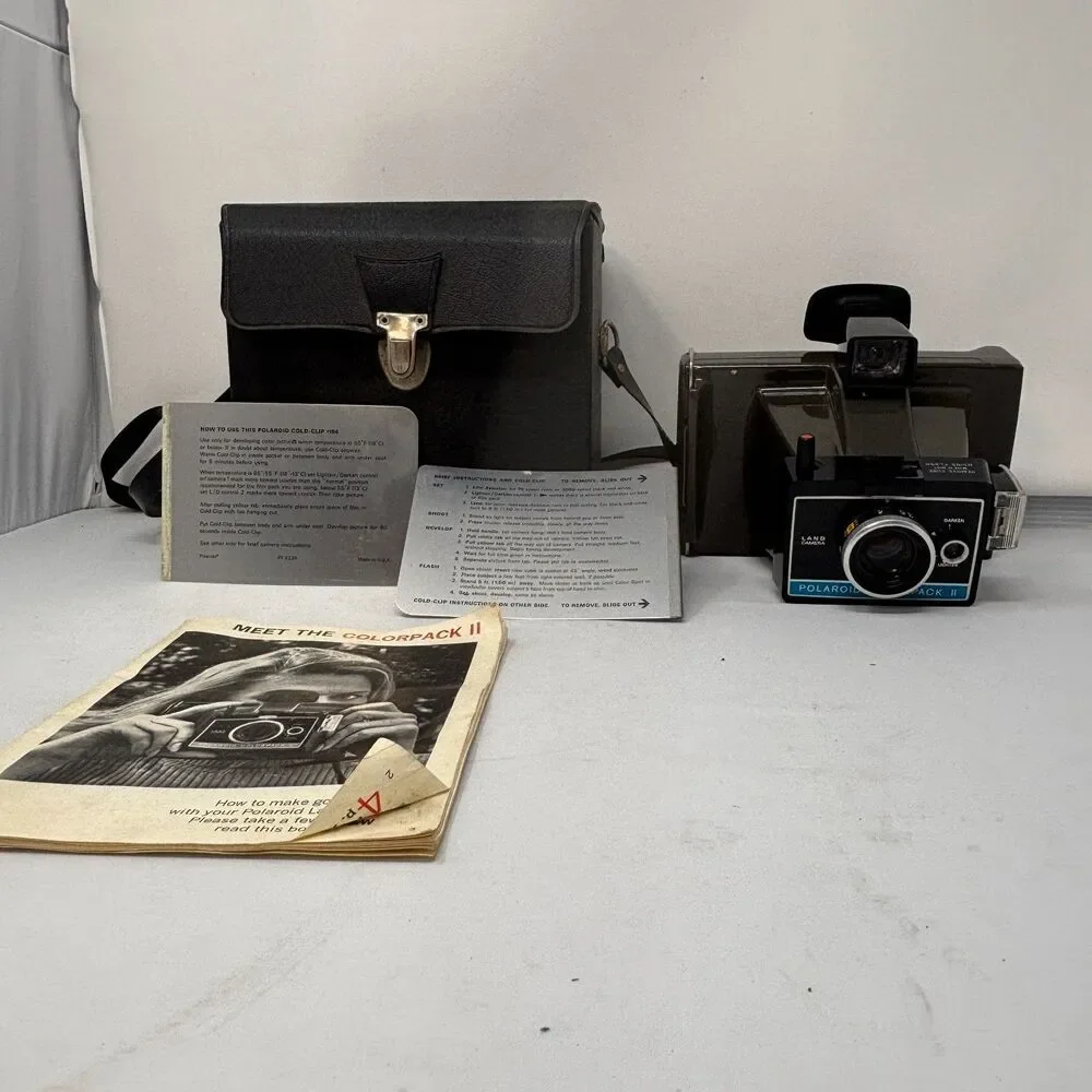 Vintage Polaroid Colorpack II Land Camera with case and Paperwork UNTESTED